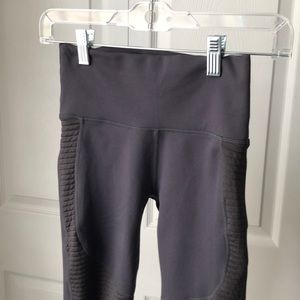 Purple Fabletics Leggings